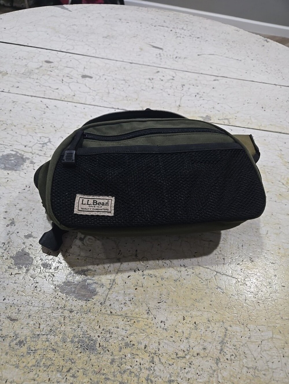 L.L. Bean Men's Olive Green & Black Waist Pack